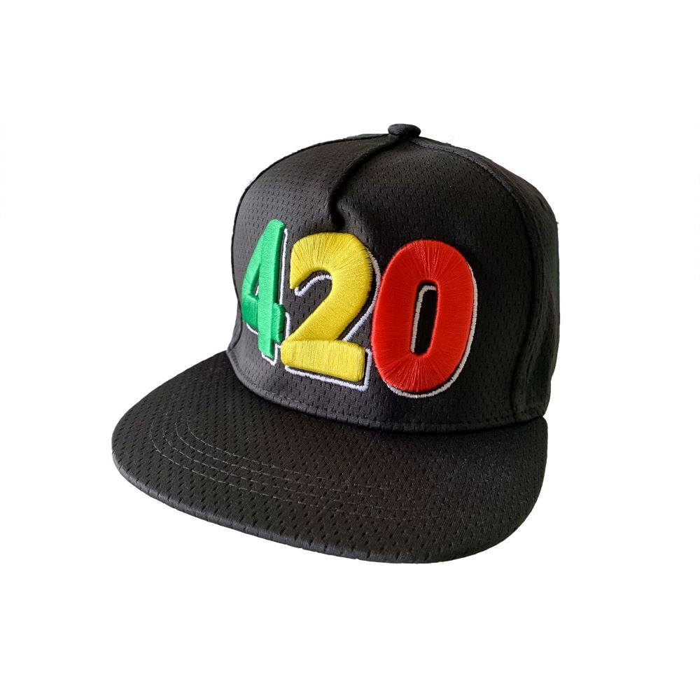 Snapback 420 Ricamato Black Rasta