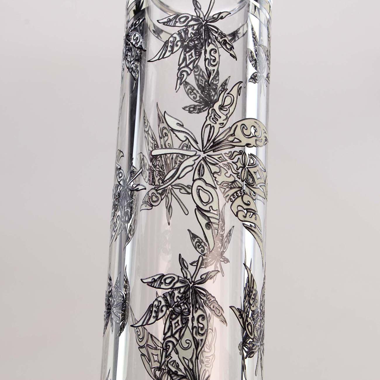 Ice Bong in Vetro Glow in the Dark 35cm - Black Leaf